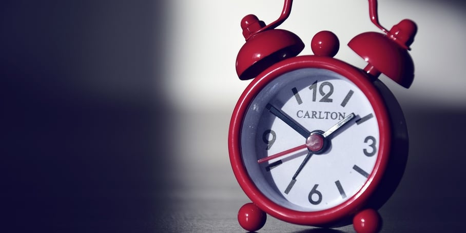 Alarm clock to represent time tracking